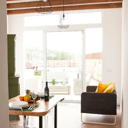 Marcela&joaquin Mountain House Fasnia